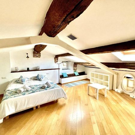 Appartamento Cozy Loft Marina View Savona Esterno foto