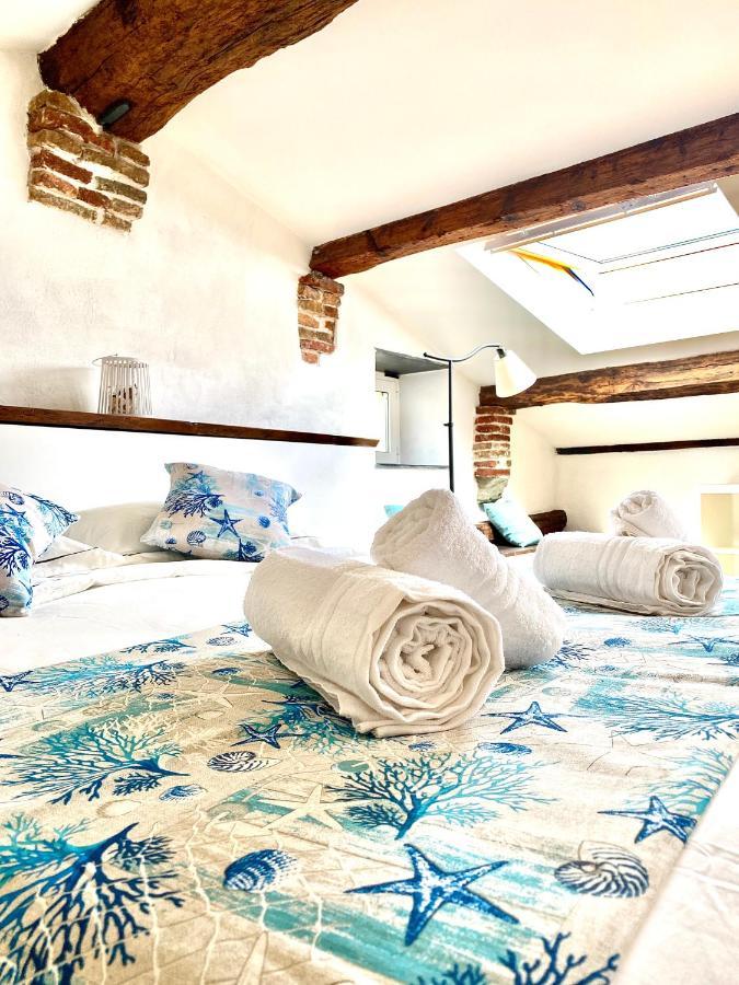 Appartamento Cozy Loft Marina View Savona Esterno foto