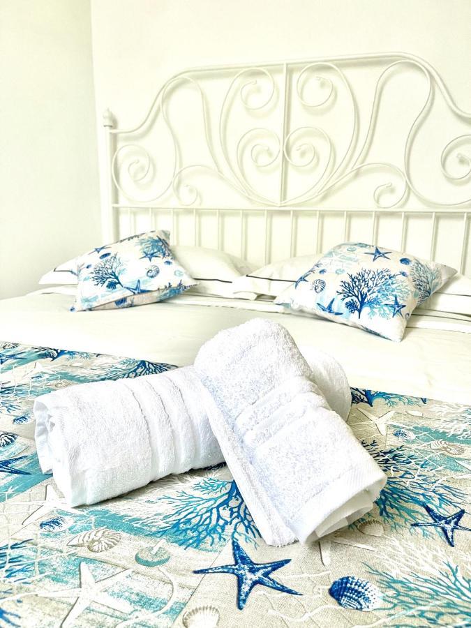 Appartamento Cozy Loft Marina View Savona Esterno foto