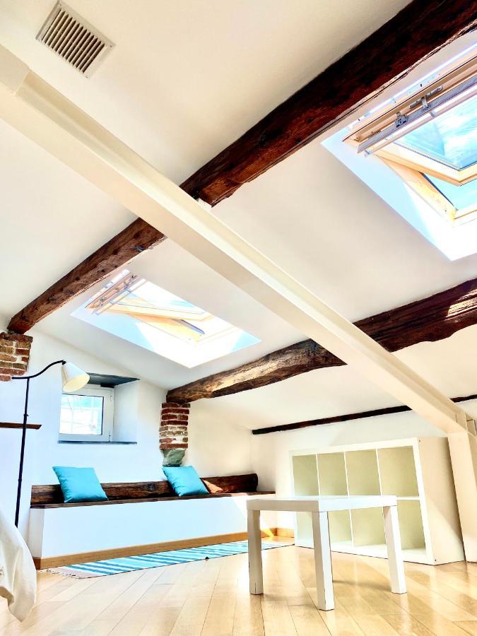 Appartamento Cozy Loft Marina View Savona Esterno foto