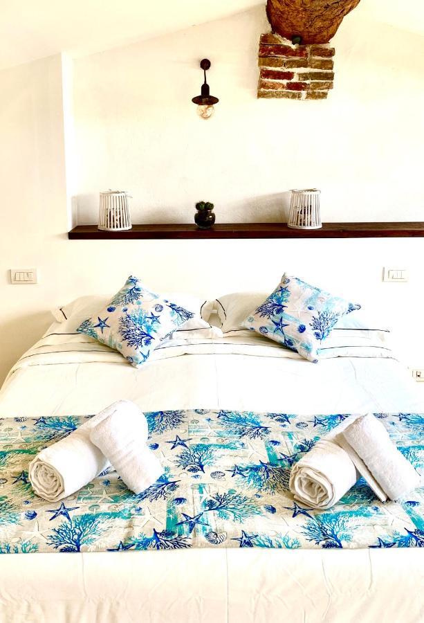Appartamento Cozy Loft Marina View Savona Esterno foto